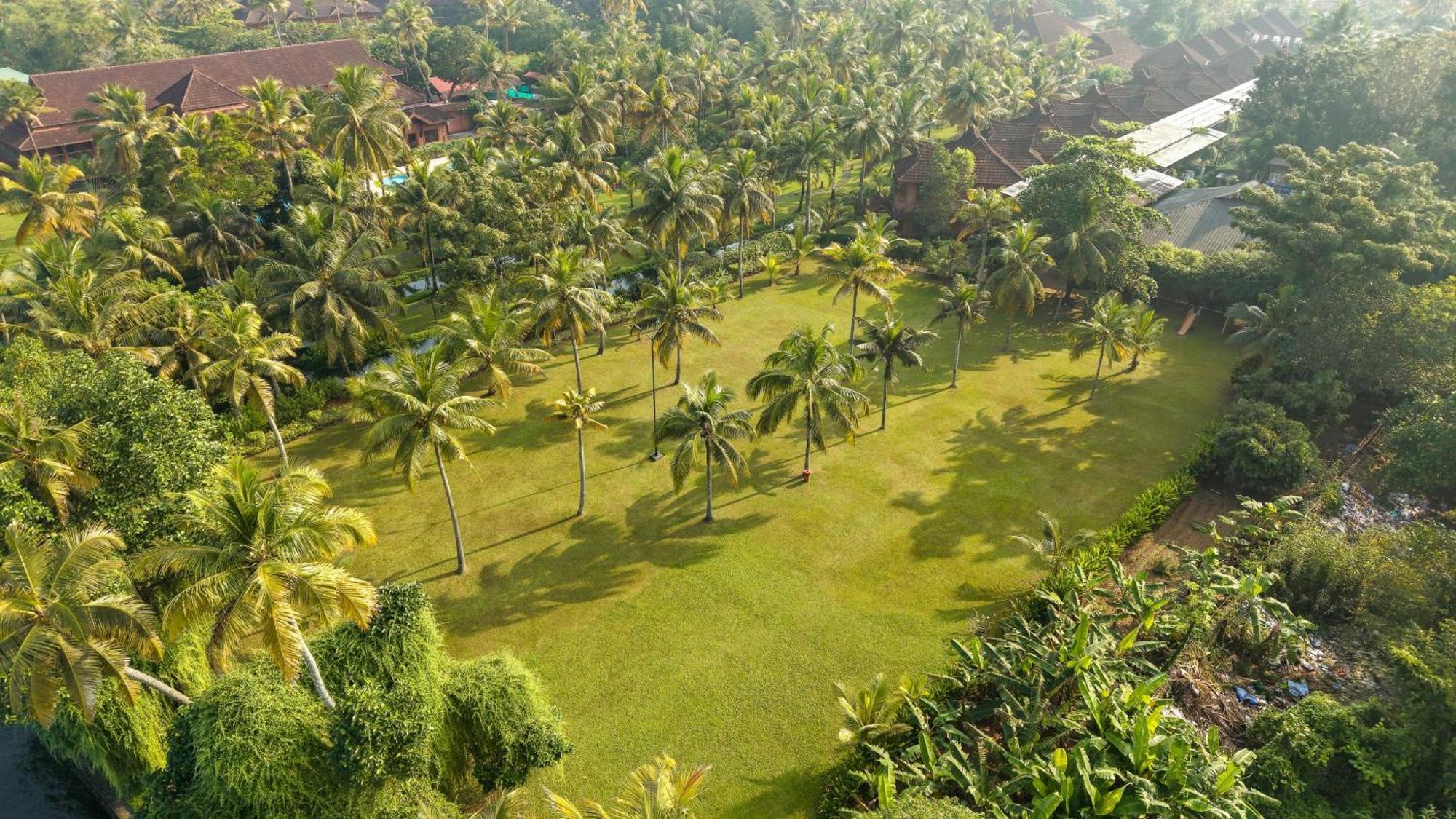 Lakesong Resort Kumarakom Eksteriør billede