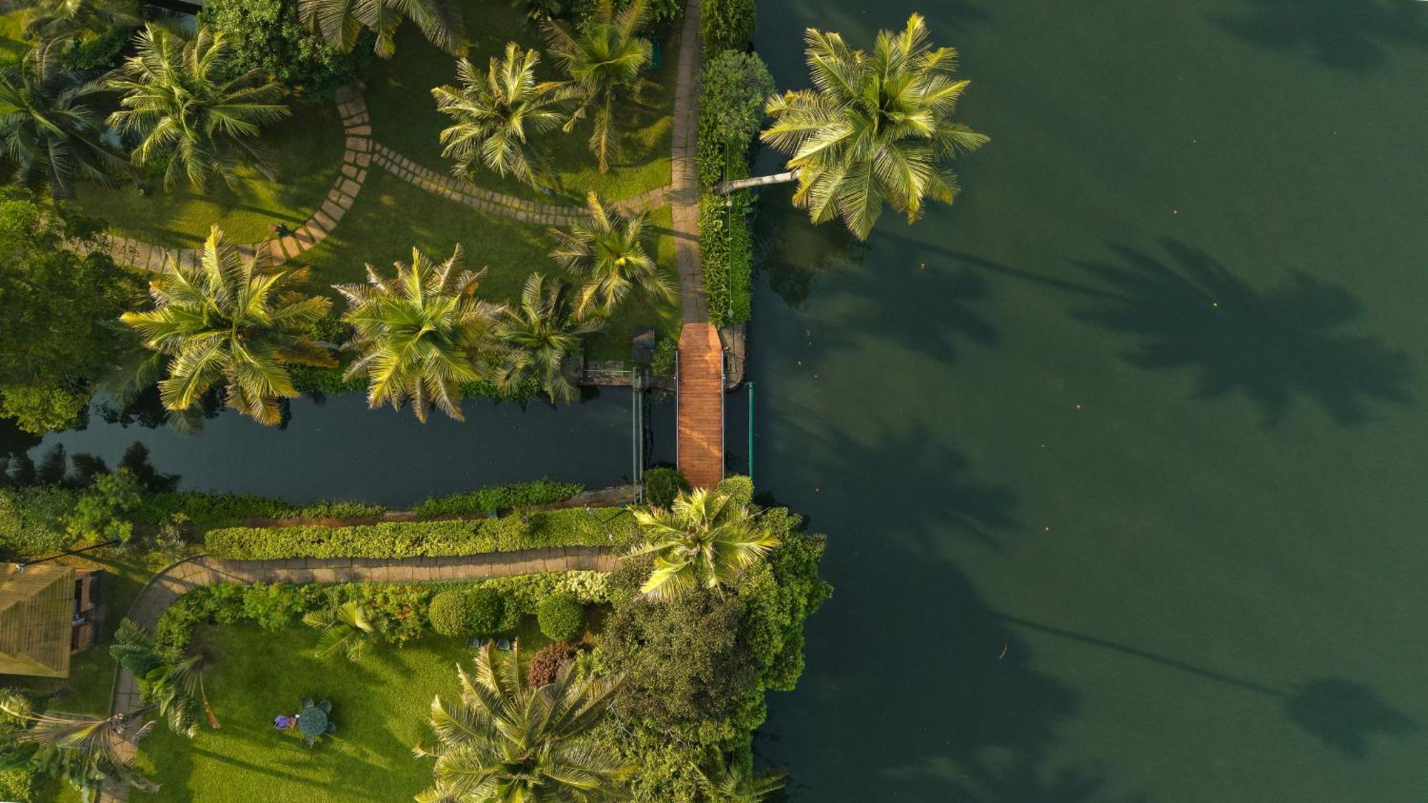 Lakesong Resort Kumarakom Eksteriør billede