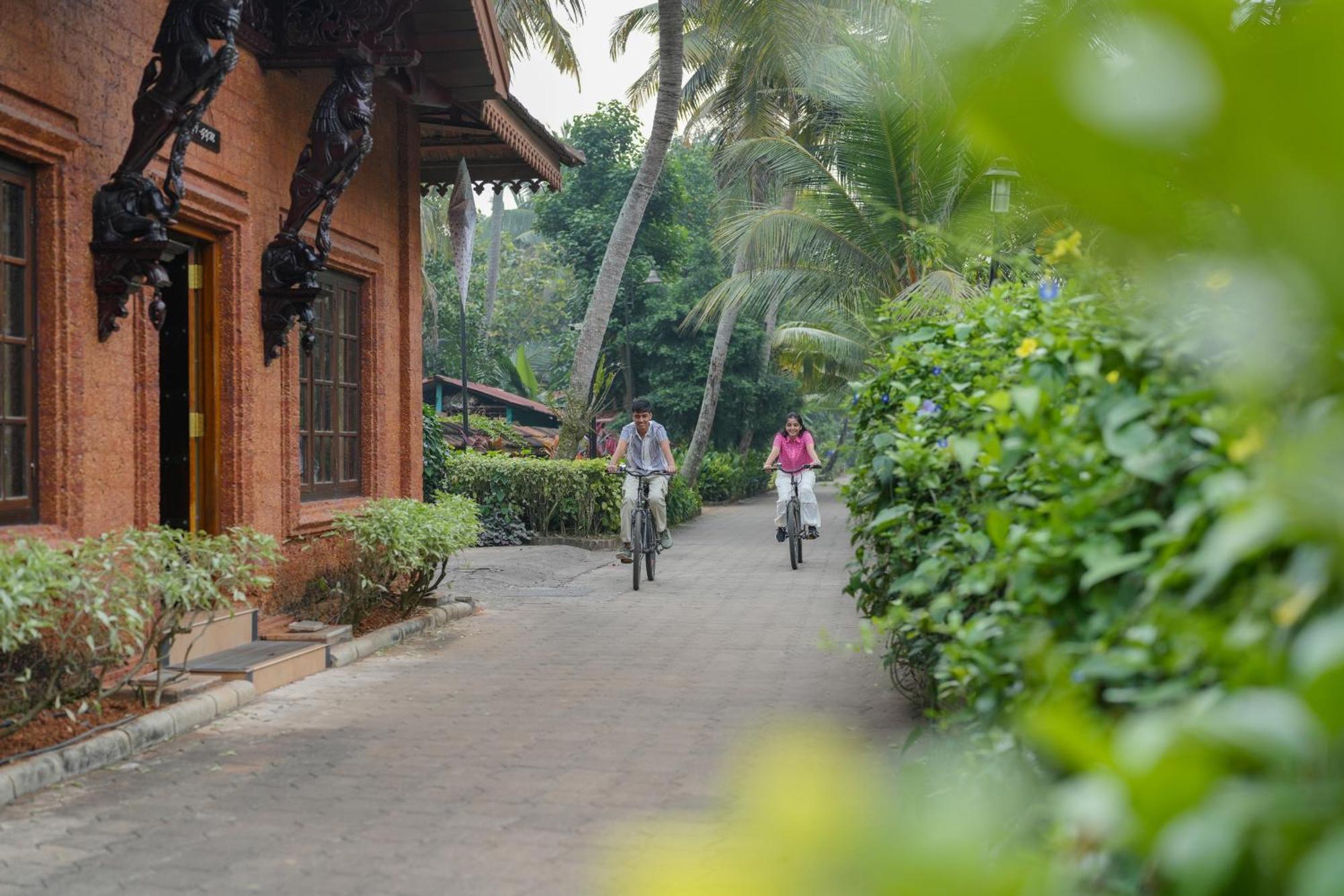 Lakesong Resort Kumarakom Eksteriør billede