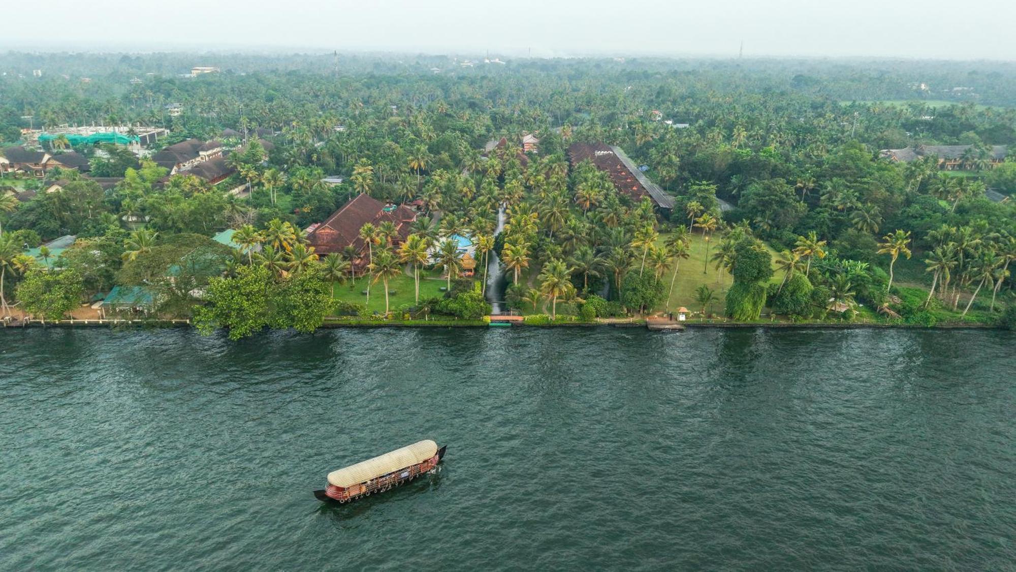 Lakesong Resort Kumarakom Eksteriør billede
