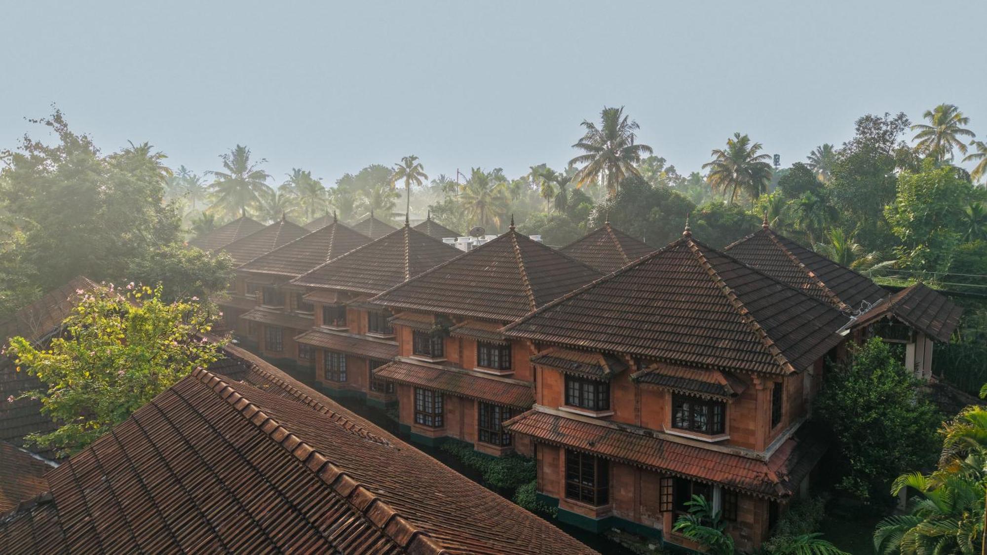 Lakesong Resort Kumarakom Eksteriør billede